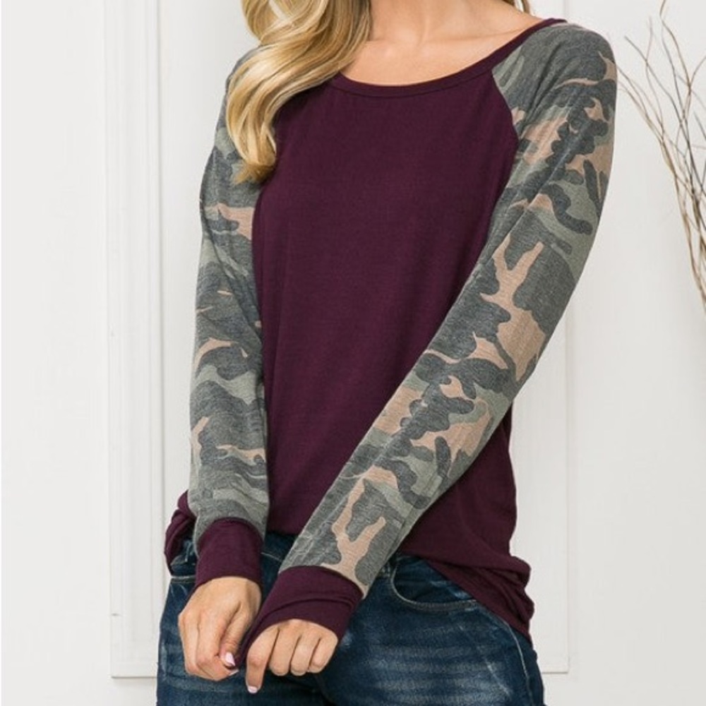 Solid Tunic Top with Camo Sleeves